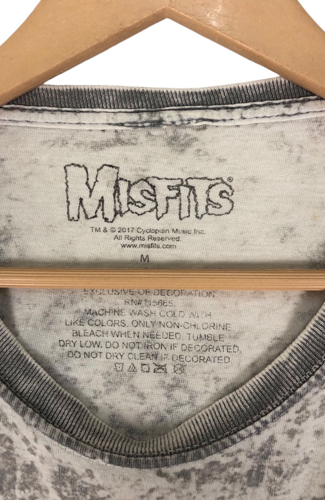Band Tees Misfits Terror Lost In Space Stone Washed T shirt Size US M / EU 48-50 / 2 - 6 Thumbnail