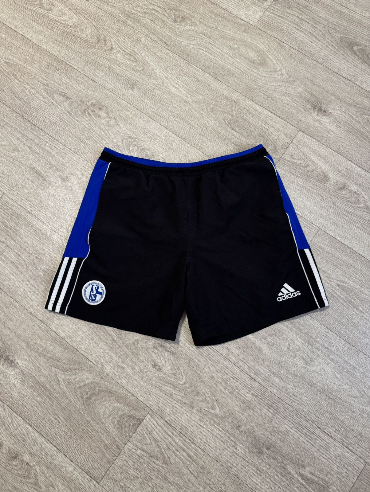 Adidas 🔷Vintage Adidas FC Schalke 04 Soccer Shorts 90s🔷 Size US 34 / EU 50 - 1 Thumbnail