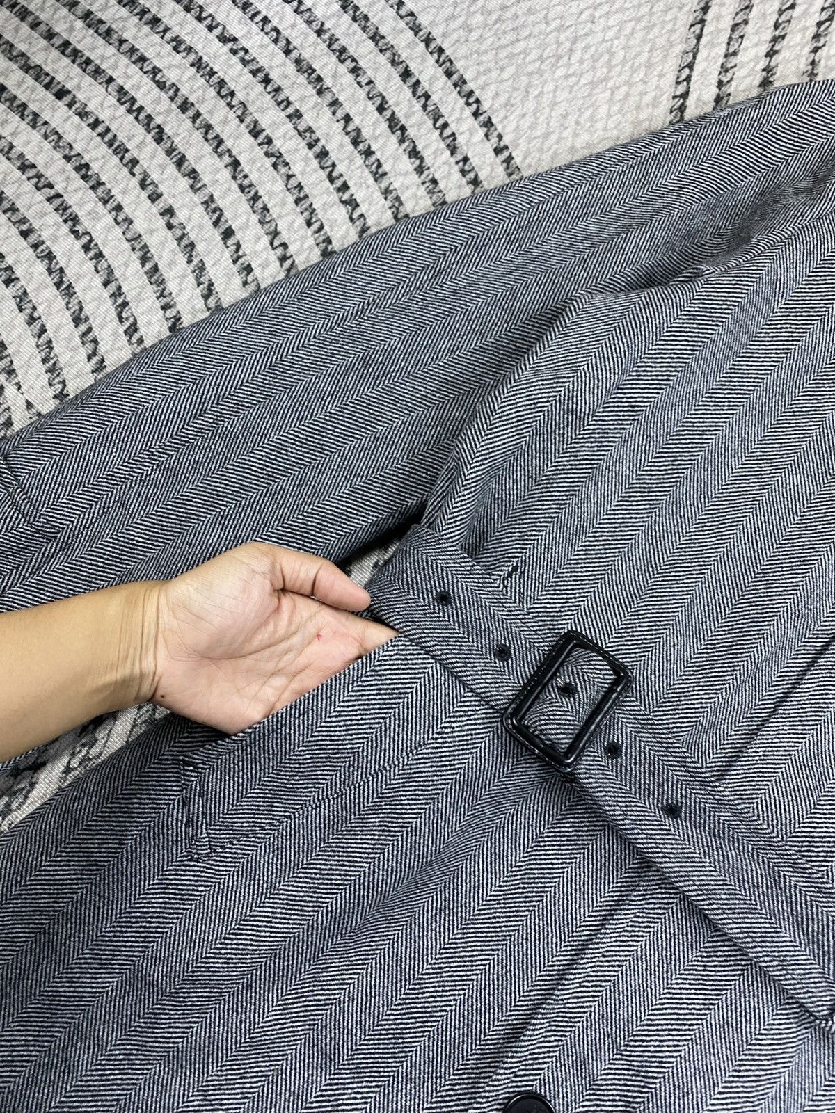 Uniqlo Vintage Uniqlo X Jwanderson Rare Button With Belted Jacket Size US M / EU 48-50 / 2 - 7 Thumbnail