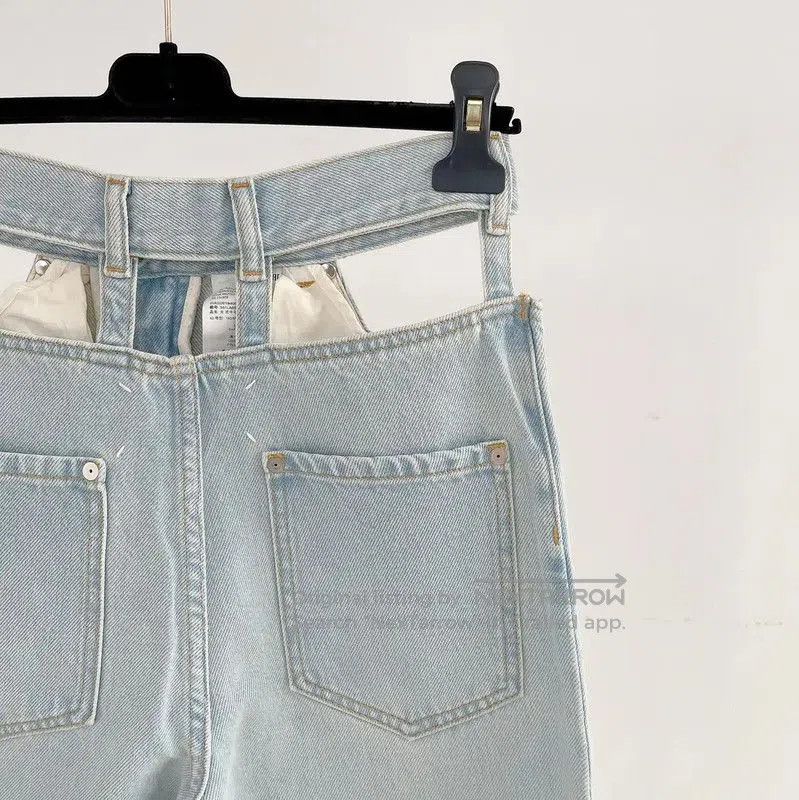 Maison Margiela Maison Margiela Light Blue Casual Trousers for Women . Size 26" / US 2 / IT 38 - 4 Thumbnail