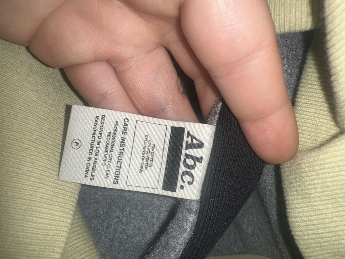 Advisory Board Crystals Advisory board crystals mycelium hoodie Size US L / EU 52-54 / 3 - 7 Thumbnail