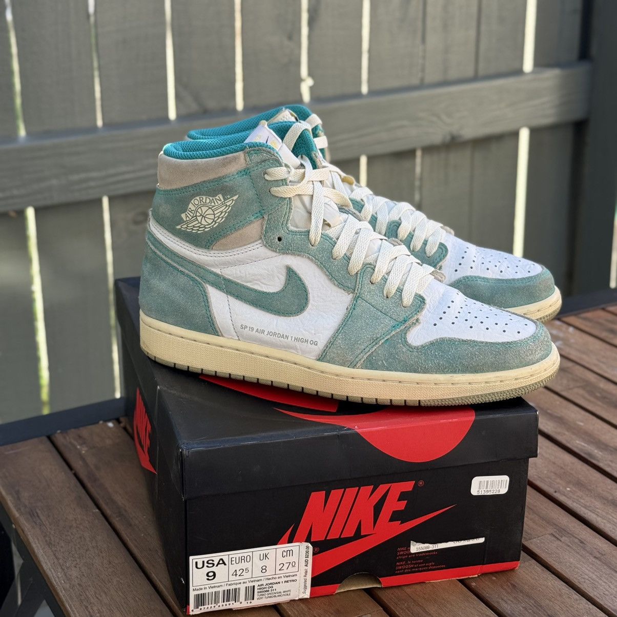 Jordan Brand Nike Air Jordan 1 Retro OG High Turbo Green Size US 9 / EU 42 - 2 Thumbnail