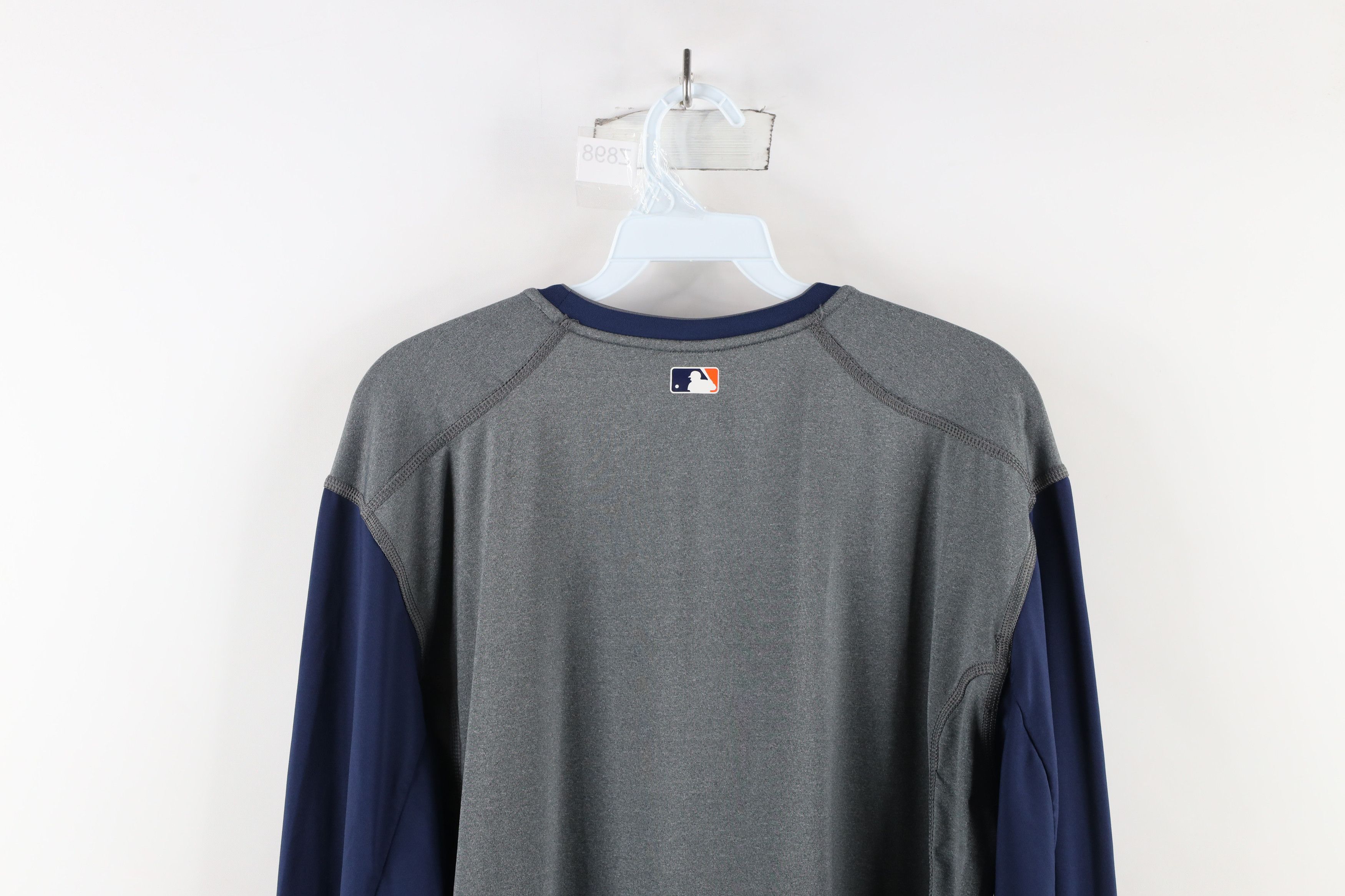 Nike × Vintage Nike Pro Detroit Tigers Baseball Old English D T-Shirt Gray Size US XL / EU 56 / 4 - 12 Thumbnail