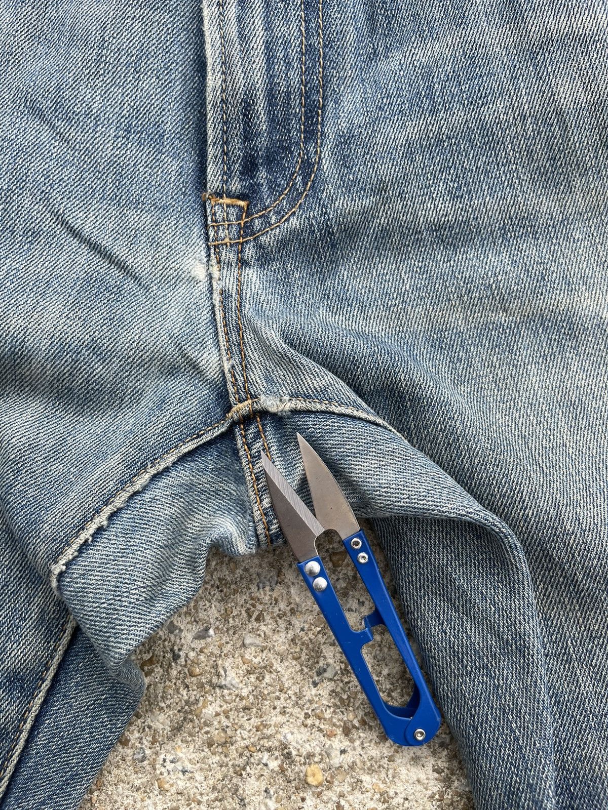 Japanese Brand × Jean × Uniqlo 🔥 Uniqlo Rusty Distressed Denim W30🔥 Size US 30 / EU 46 - 10 Thumbnail