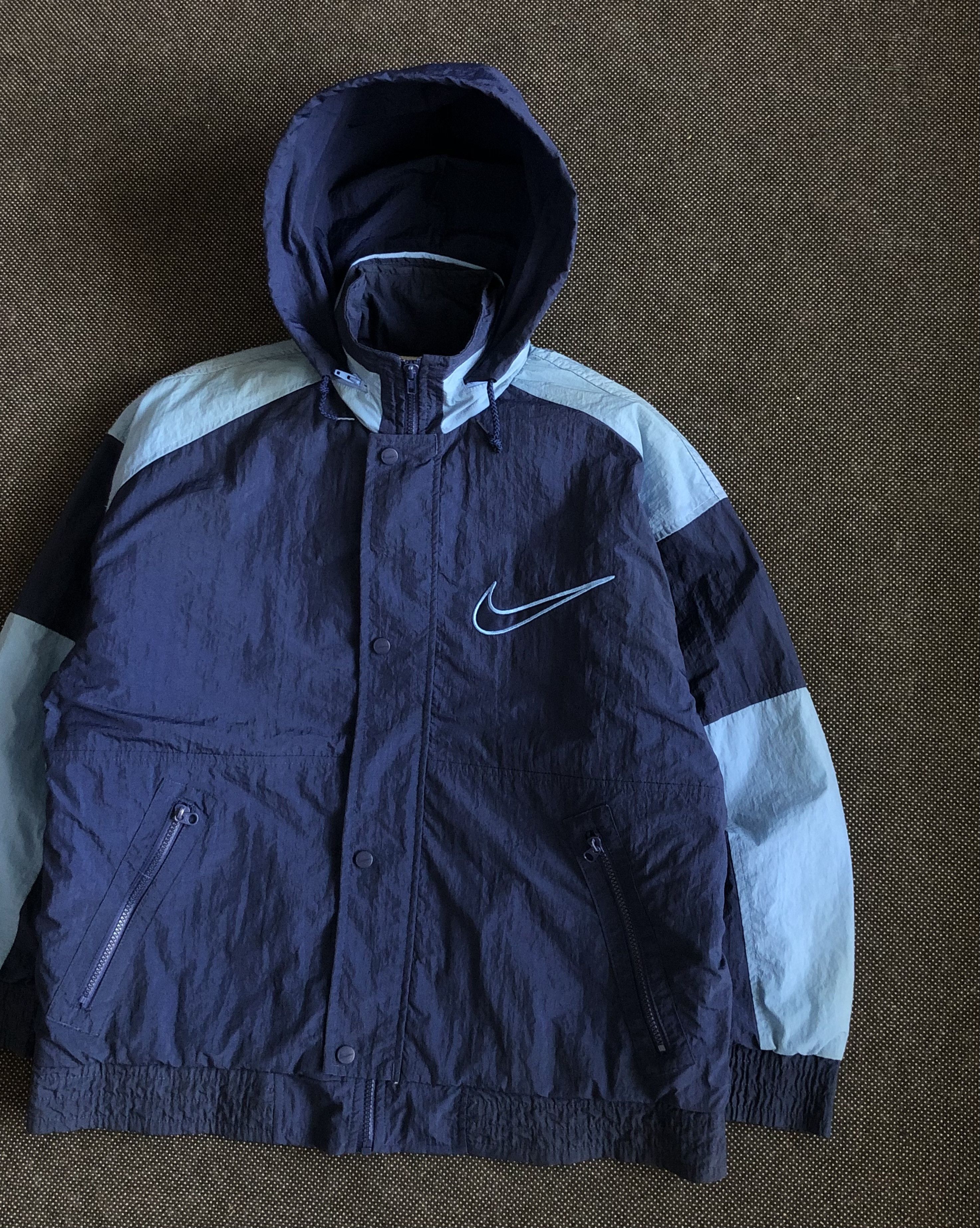 Nike × Vintage RARE🔥90’S NIKE BASKETBALL OVERSIZED HOODED JACKET Size US L / EU 52-54 / 3 - 3 Thumbnail