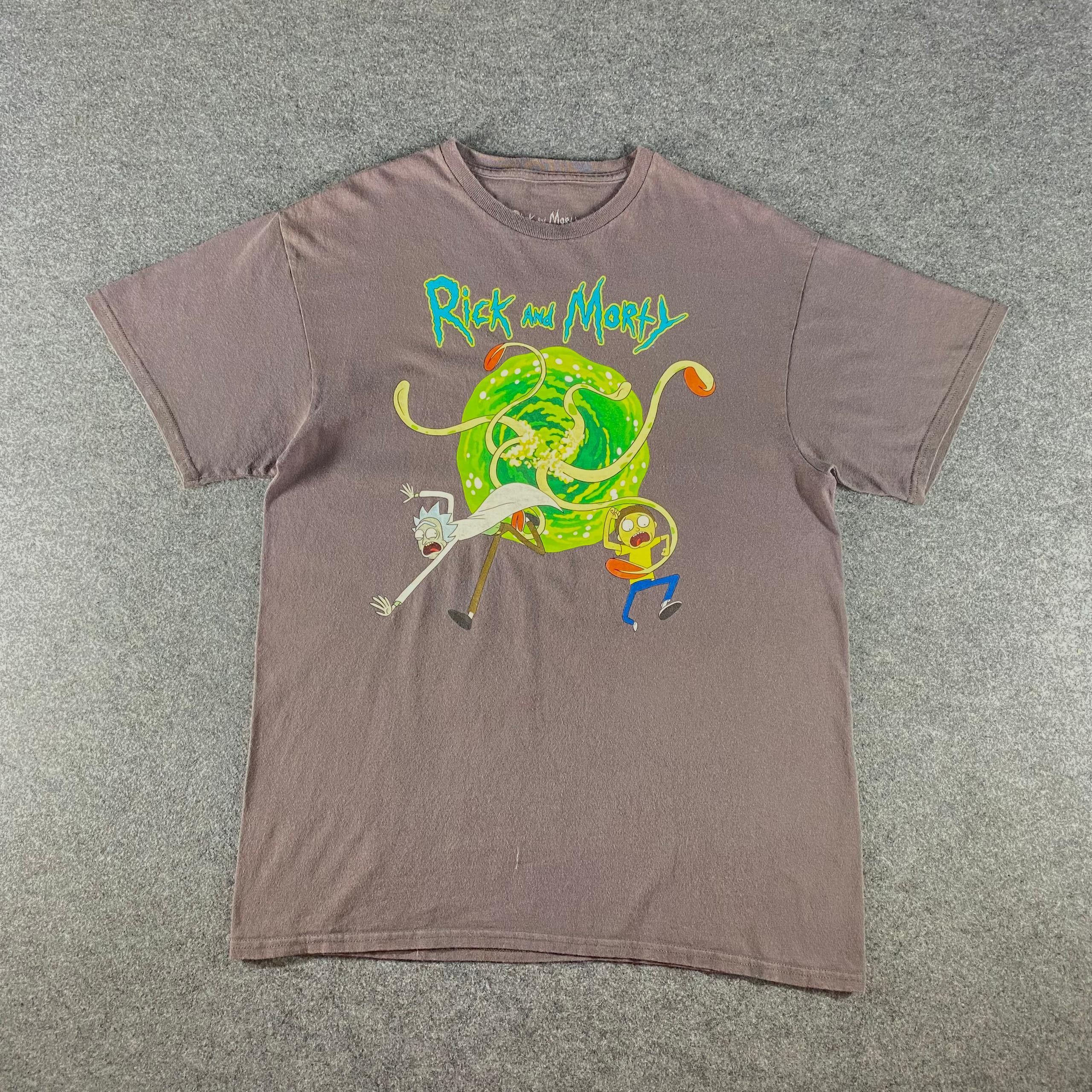 Anime Vintage Rick & Morty Anime Tshirt Size US L / EU 52-54 / 3 - 1 Thumbnail