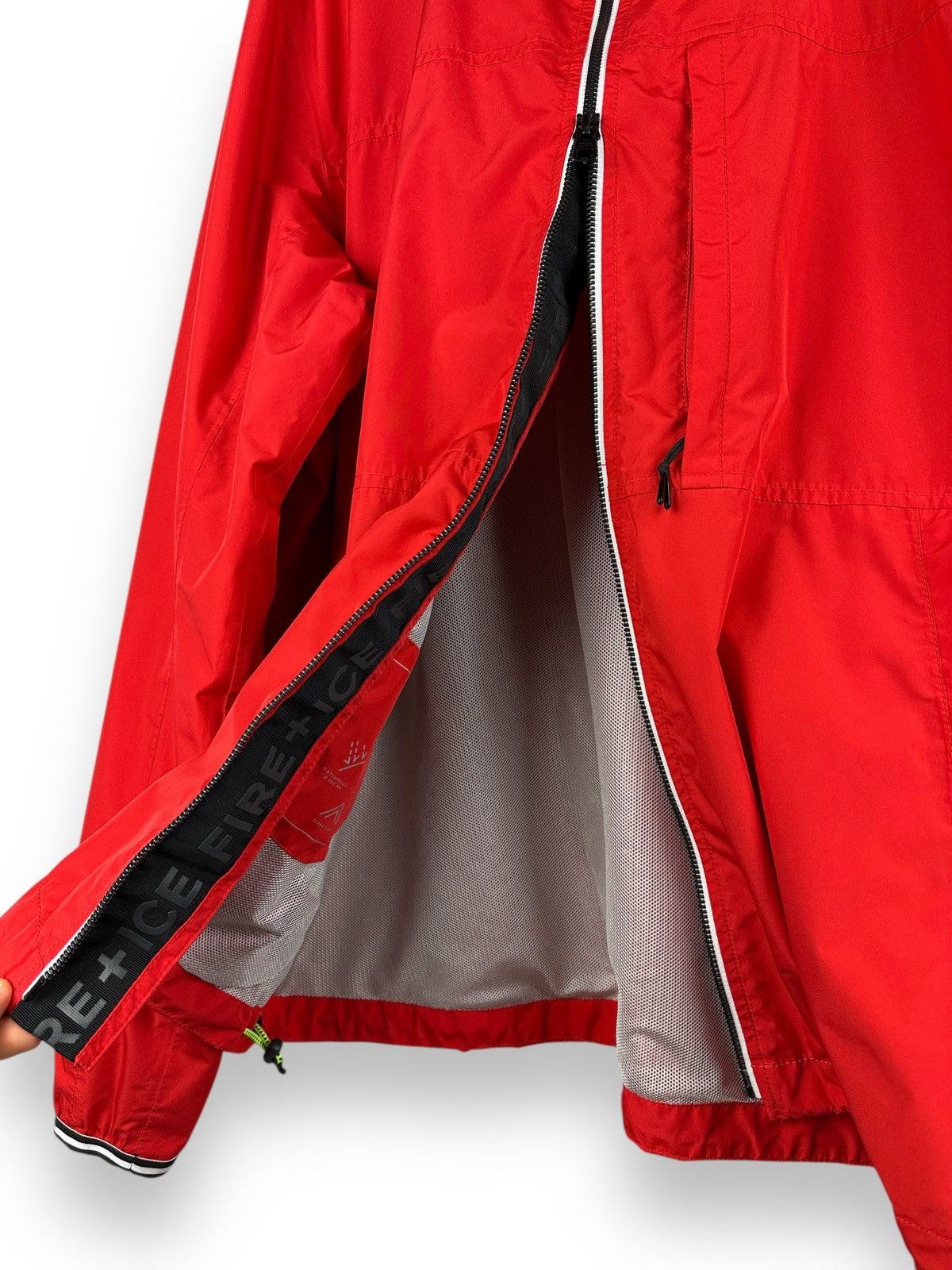 Bogner Bogner Fire + Ice Waterproof Breathable Lightweight Jacket Size US L / EU 52-54 / 3 - 16 Thumbnail