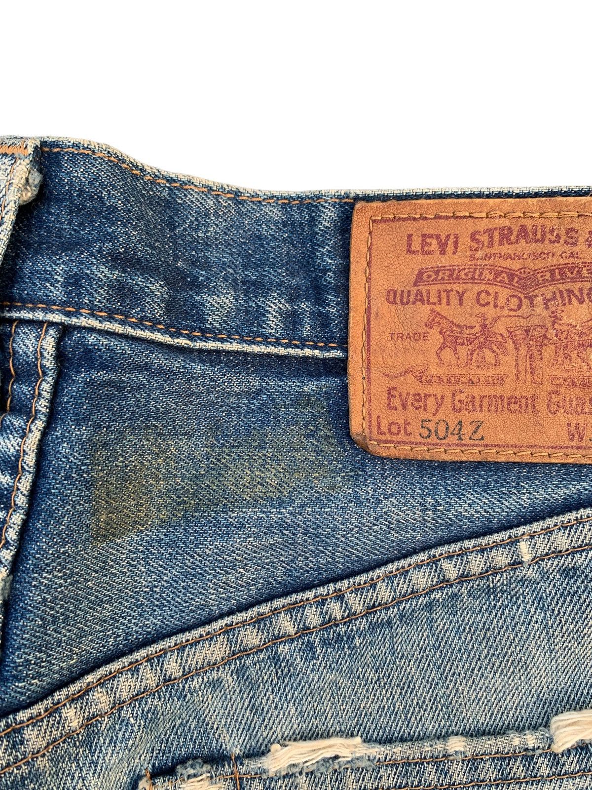 Levi's VINTAGE LEVIS 504Z BIG E TRASHER SELVEDGE DISTRESSED DENIM Size US 30 / EU 46 - 25 Thumbnail