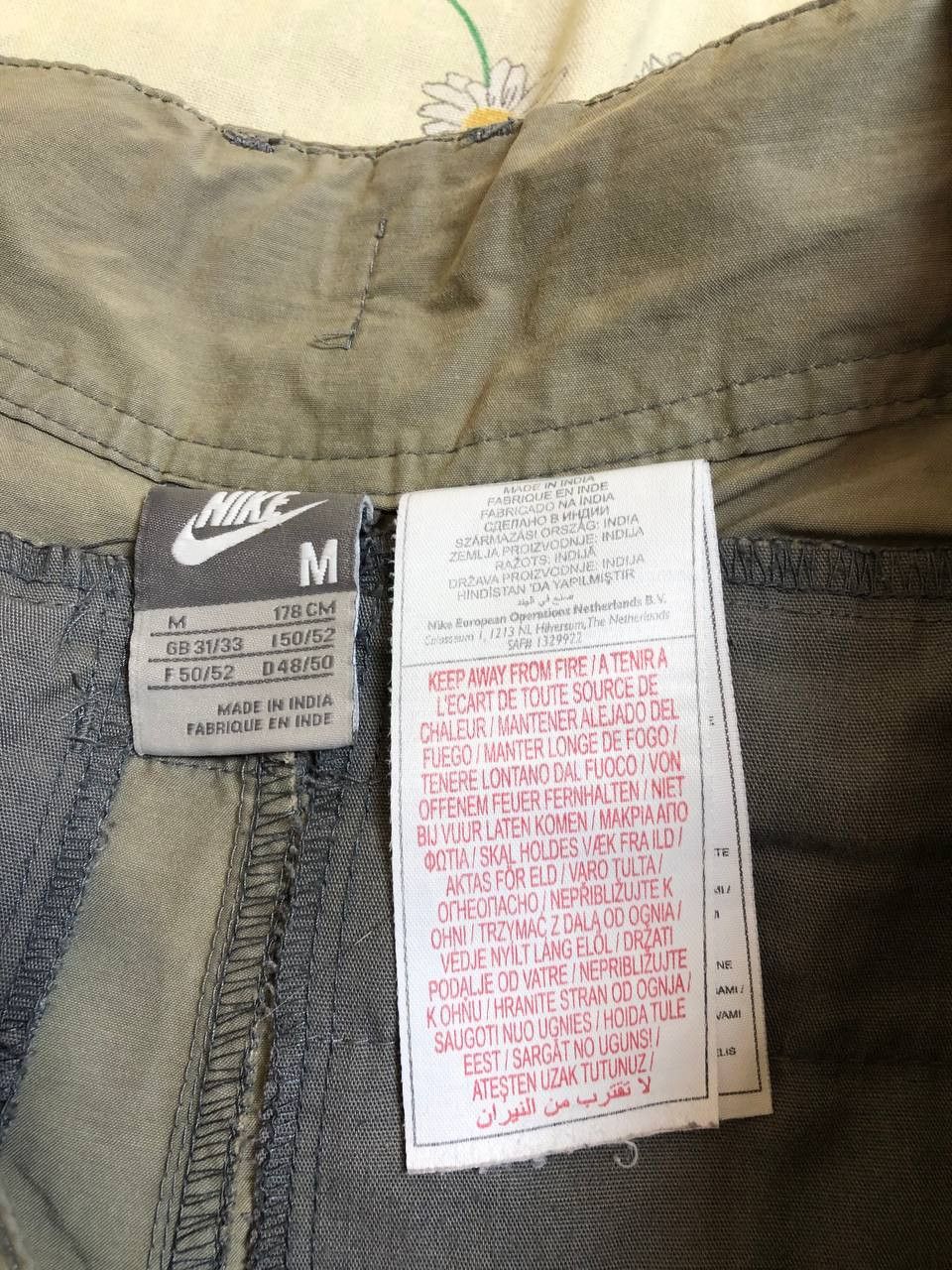 Nike Nike Cargo Board Shorts Summer Y2K Dual Pockets Vintage Size US 32 / EU 48 - 18 Thumbnail
