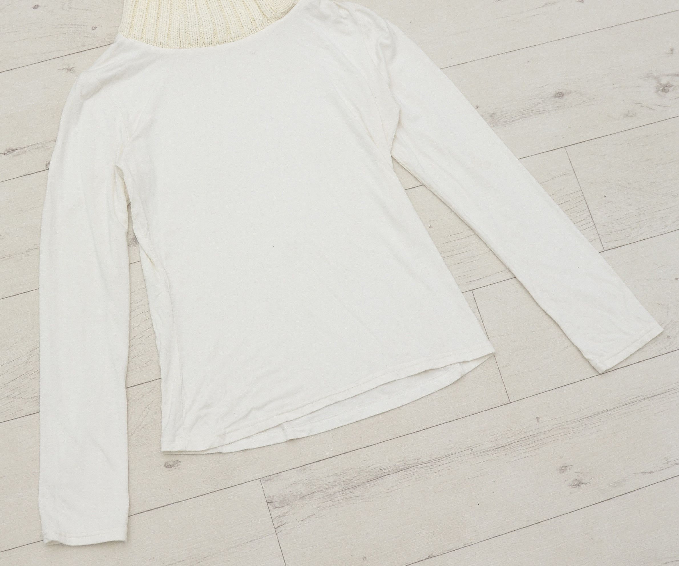 Sandro × Vintage Vintage Sandro Turtleneck White Light Sweater Pullover Y2K Size US S / EU 44-46 / 1 - 3 Thumbnail