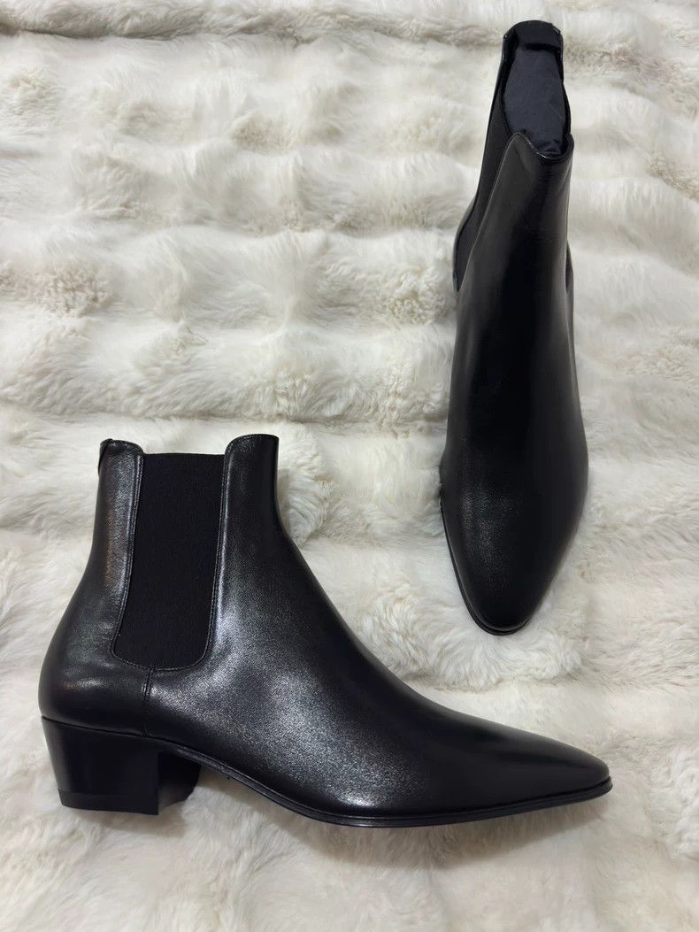 Saint Laurent Paris Saint Laurent Paris Men's Chelsea boots 2505-Nextarrow Size US 10 / EU 43 - 1 Thumbnail