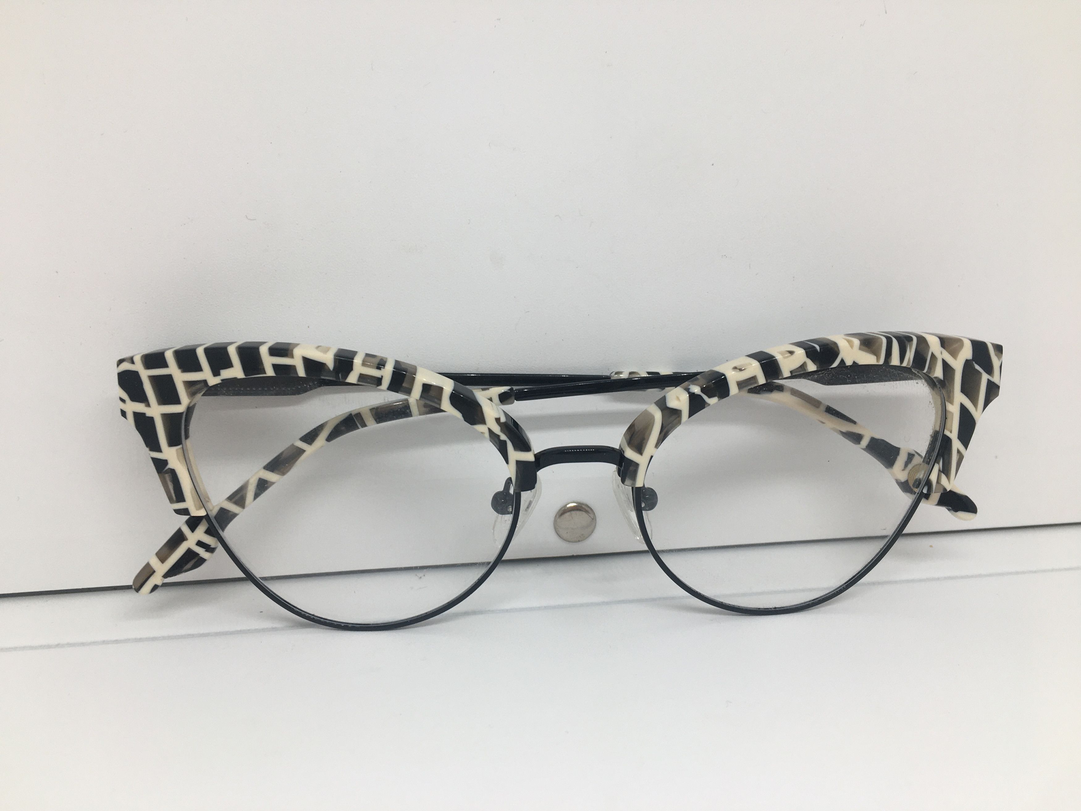 Other Op Art Cateye Diva Eyeglasses Frame Size ONE SIZE - 8 Thumbnail