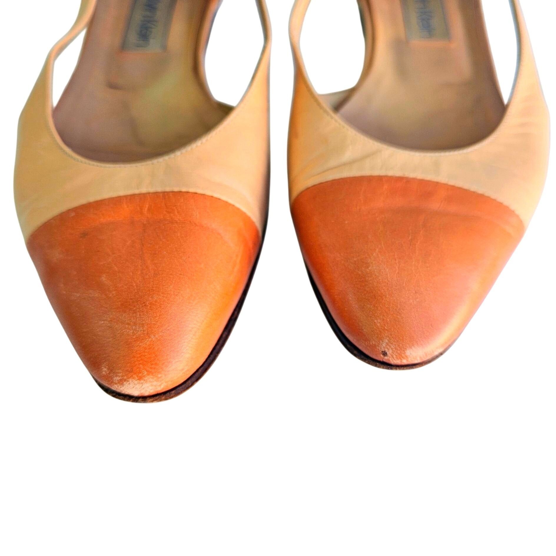 Calvin Klein Vintage Calvin Klein Flats Italy Leather Cap Toe Cutout Beig Size US 5 / IT 35 - 6 Thumbnail
