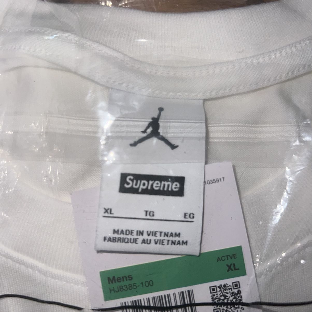 Jordan Brand × Supreme Supreme Jordan Biggie Top T-Shirt White Size: XXL Size US XL / EU 56 / 4 - 4 Thumbnail