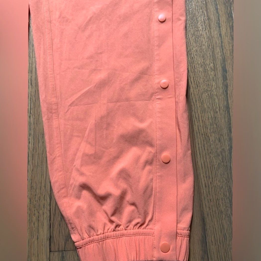 Lululemon NWT Lululemon tearaway mid-ride track pants Coral Kiss Women 4 Regular Orange Track Pants Women Size 27" / US 4 / IT 40 - 3 Thumbnail