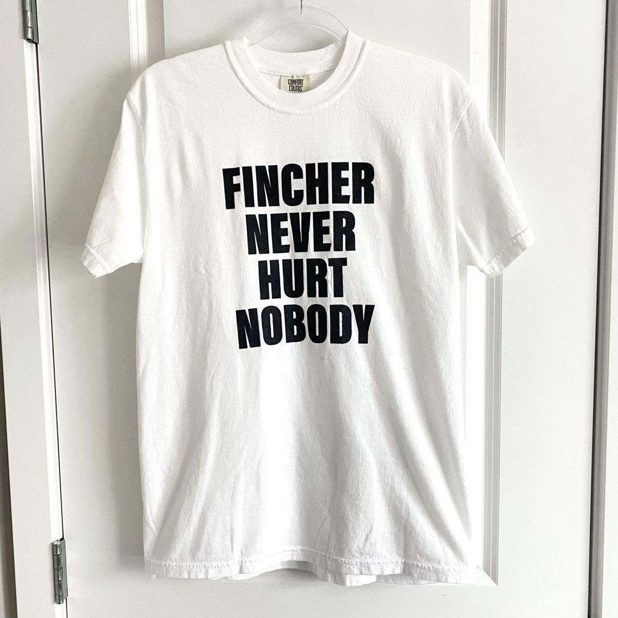 Comfort Colors The Cinegogue “Fincher Never Hurt Nobody” T-Shirt Size US M / EU 48-50 / 2 - 1 Thumbnail