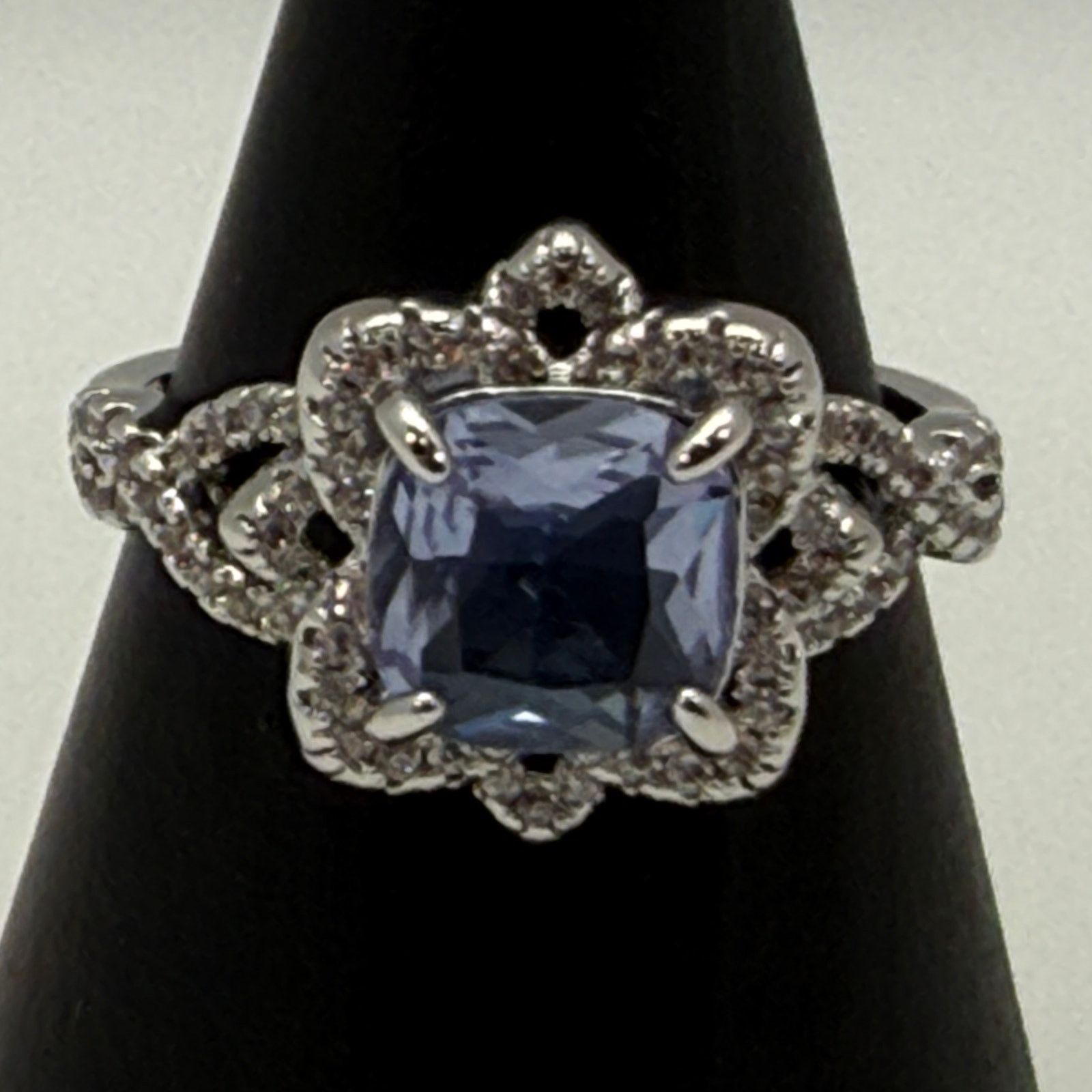 Other Bomb Party Lab Created Light Amethyst Size 8 Ring Size ONE SIZE - 2 Thumbnail