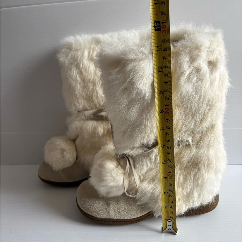 Designer Y2K Riverland White Faux Fur and Suede Leather Winter Boots Size US 7 / IT 37 - 3 Thumbnail