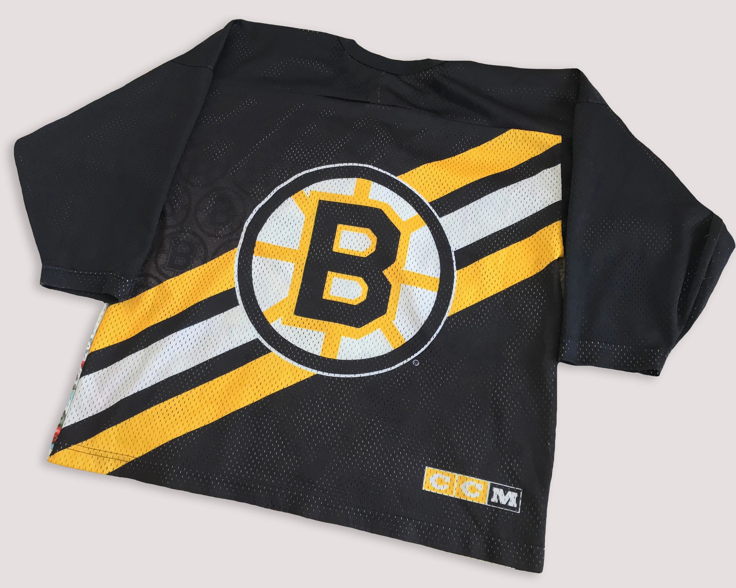 Ccm Vintage 90s CCM BOSTON BRUINS Jersey Fanimation NHL USA Size US S / EU 44-46 / 1 - 6 Thumbnail