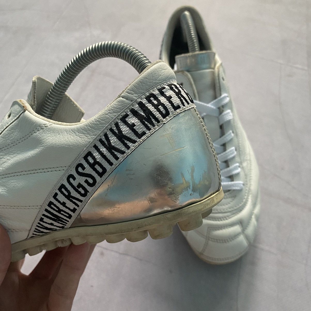 Dirk Bikkembergs Archive Dirk Bikkembergs Vintage White Balenciaga Style Size US 6 / EU 39 - 12 Thumbnail