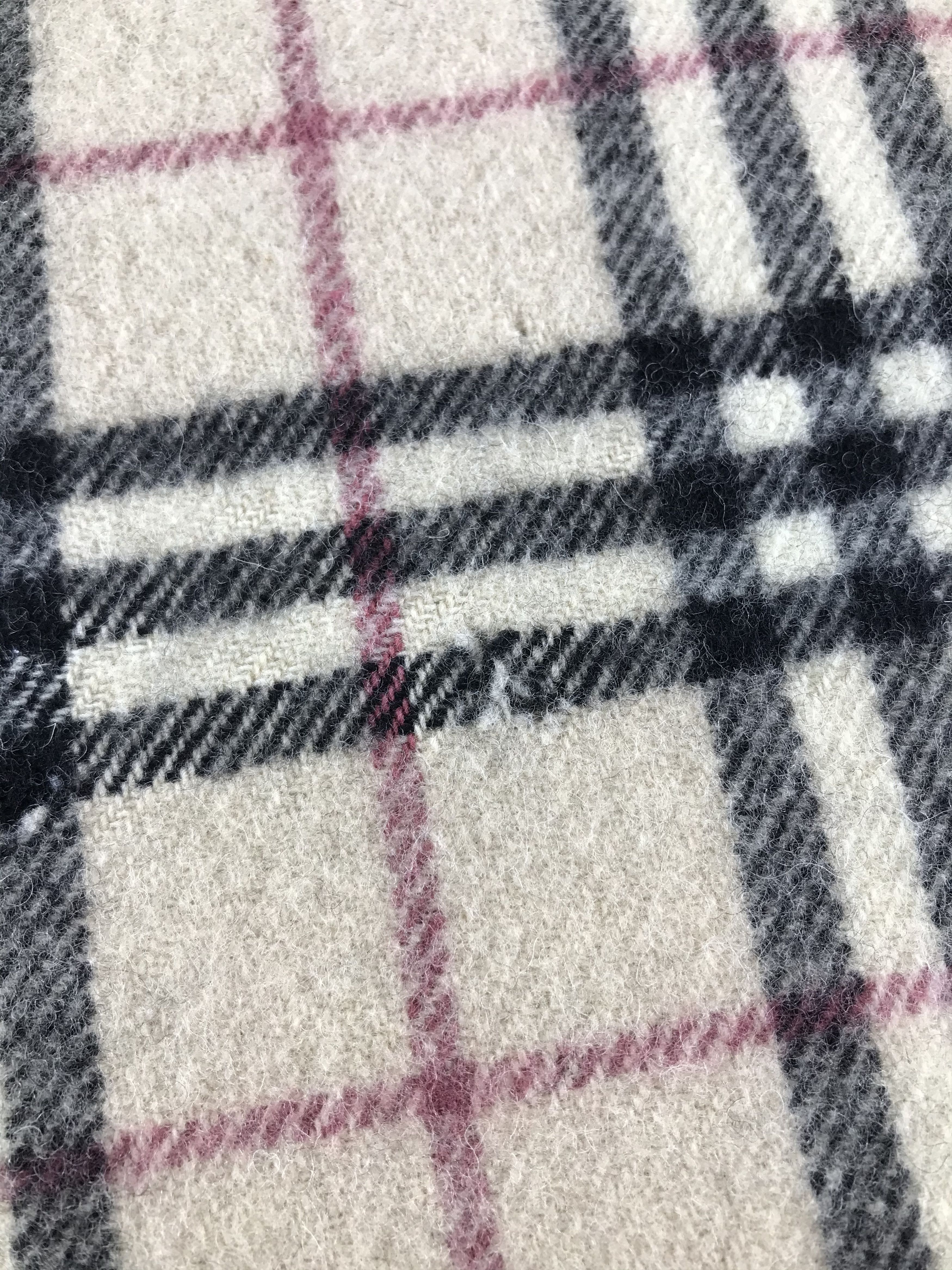 Burberry Vintage Burberry Scarf/Muffler/Neckwear MF945 Size ONE SIZE - 5 Thumbnail