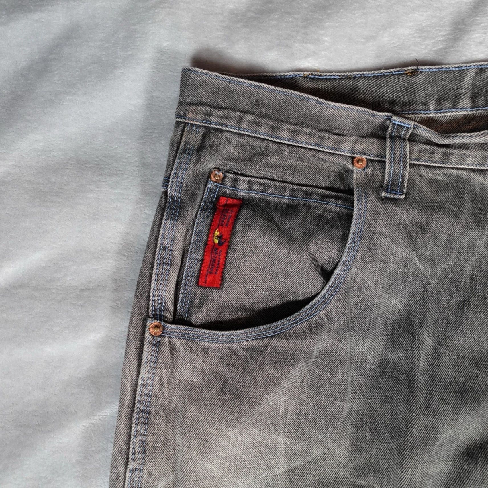 Express VINTAGE Brooklyn Xpress Denim Shorts Mens 40 Blue Faded Wash Bermuda Y2K Grunge Size US 40 / EU 56 - 5 Thumbnail