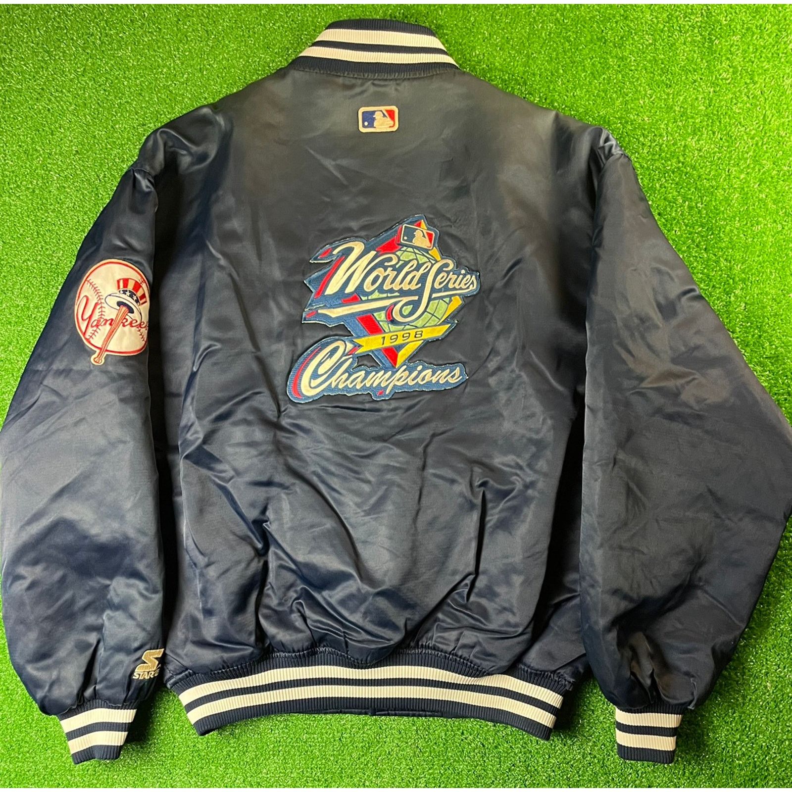 New York Yankees × Starter × Vintage Vintage Starter New York Yankees Diamond Series Satin Jacket Size US L / EU 52-54 / 3 - 7 Thumbnail