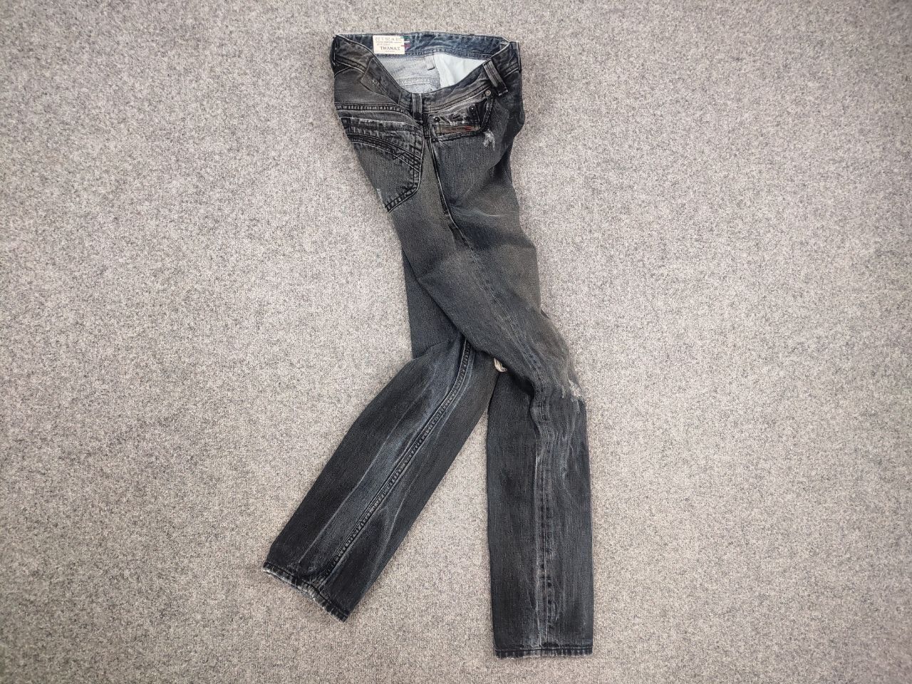 Diesel Diesel Thanaz Vintage Waxed Distressed Denim Jeans l.g.b. Size US 30 / EU 46 - 12 Thumbnail