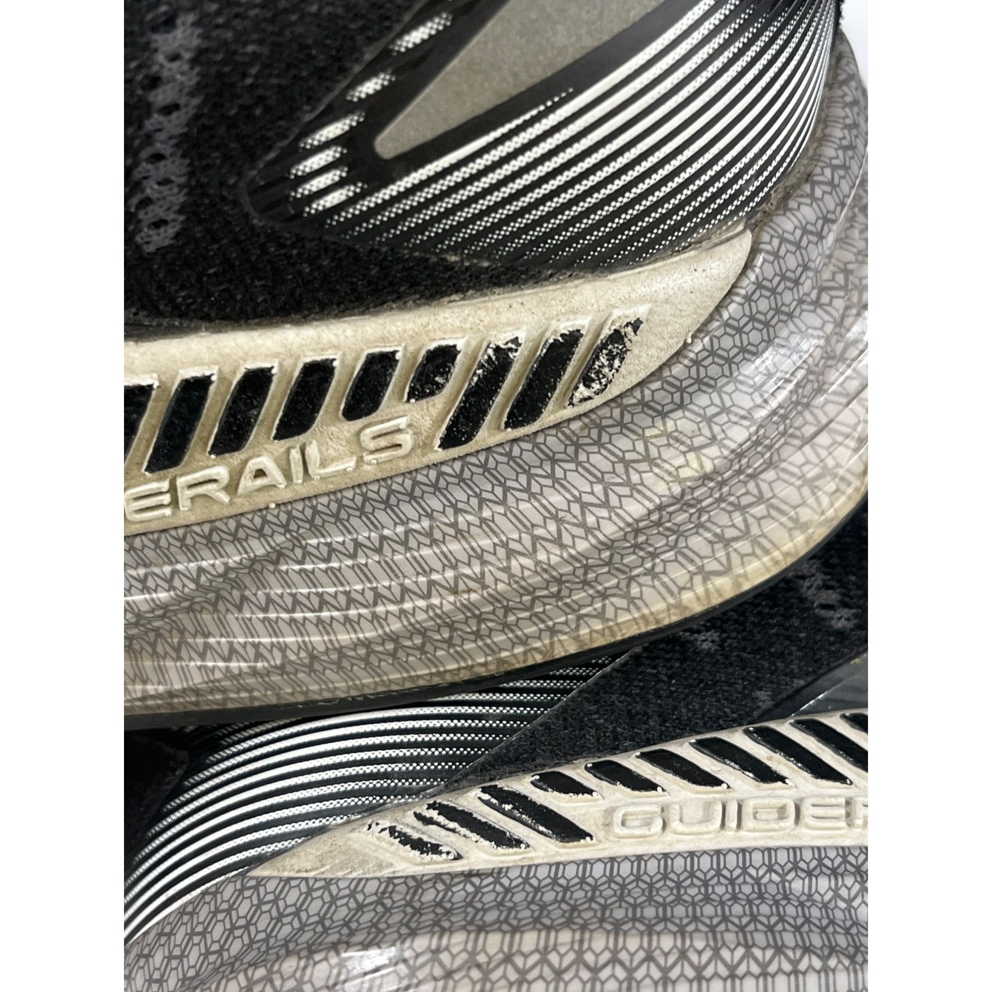 Brooks Brooks Levitate GTS 6 Women's Black Running Shoes/Sneakers S Size US 8 / IT 38 - 8 Thumbnail