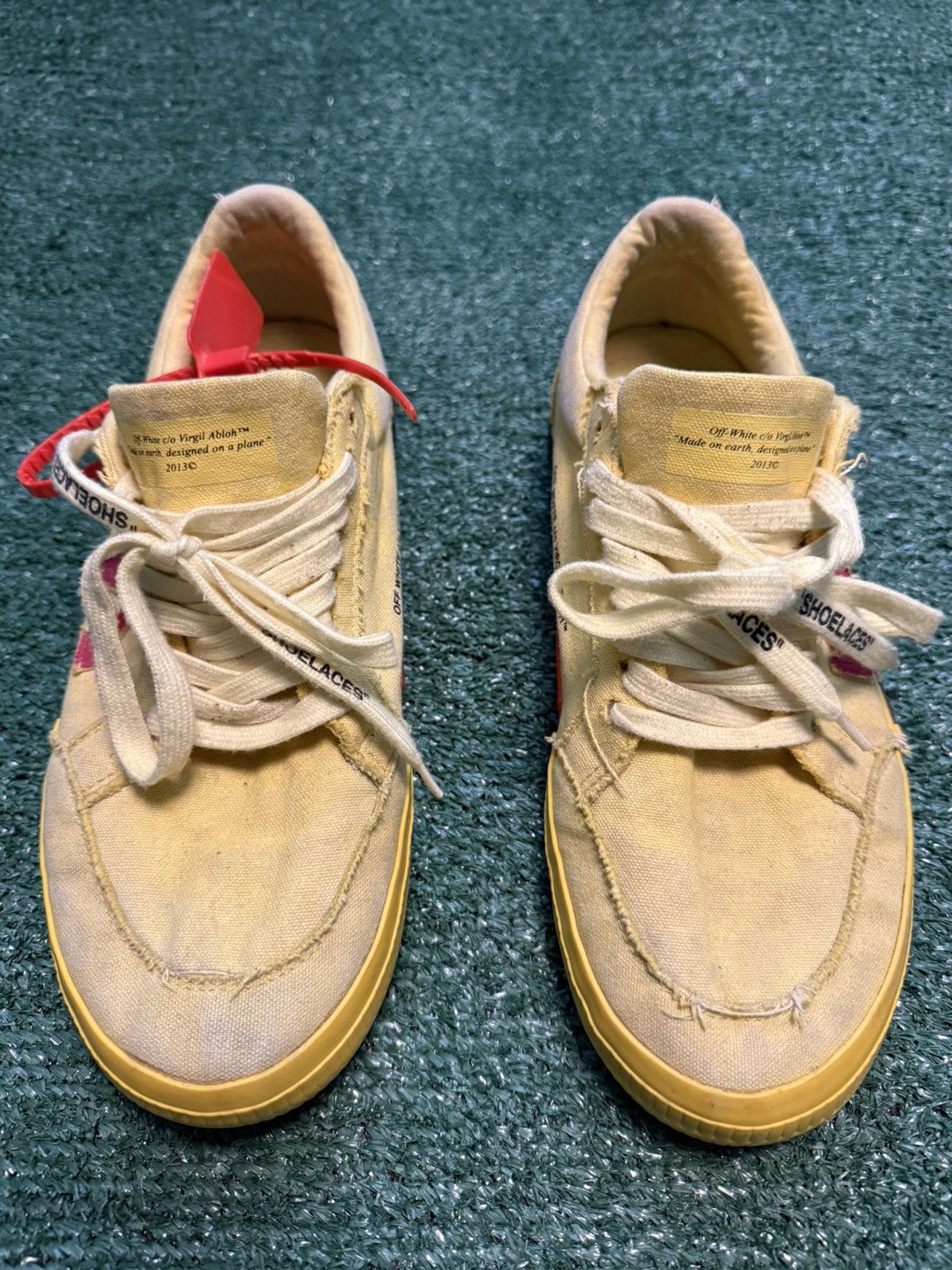 Off-White Off-White Low Vulc “Yellow Red” Size US 10 / EU 43 - 3 Thumbnail