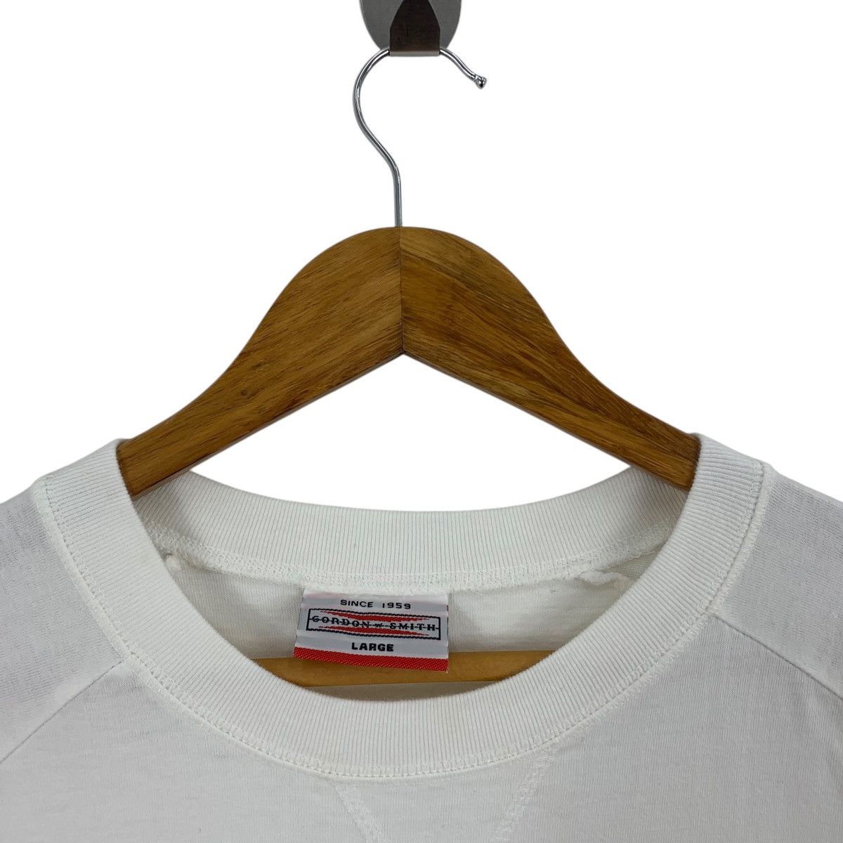 Vintage Vintage GORDON & SMITH Surfing back hit logo tee Size US L / EU 52-54 / 3 - 8 Thumbnail