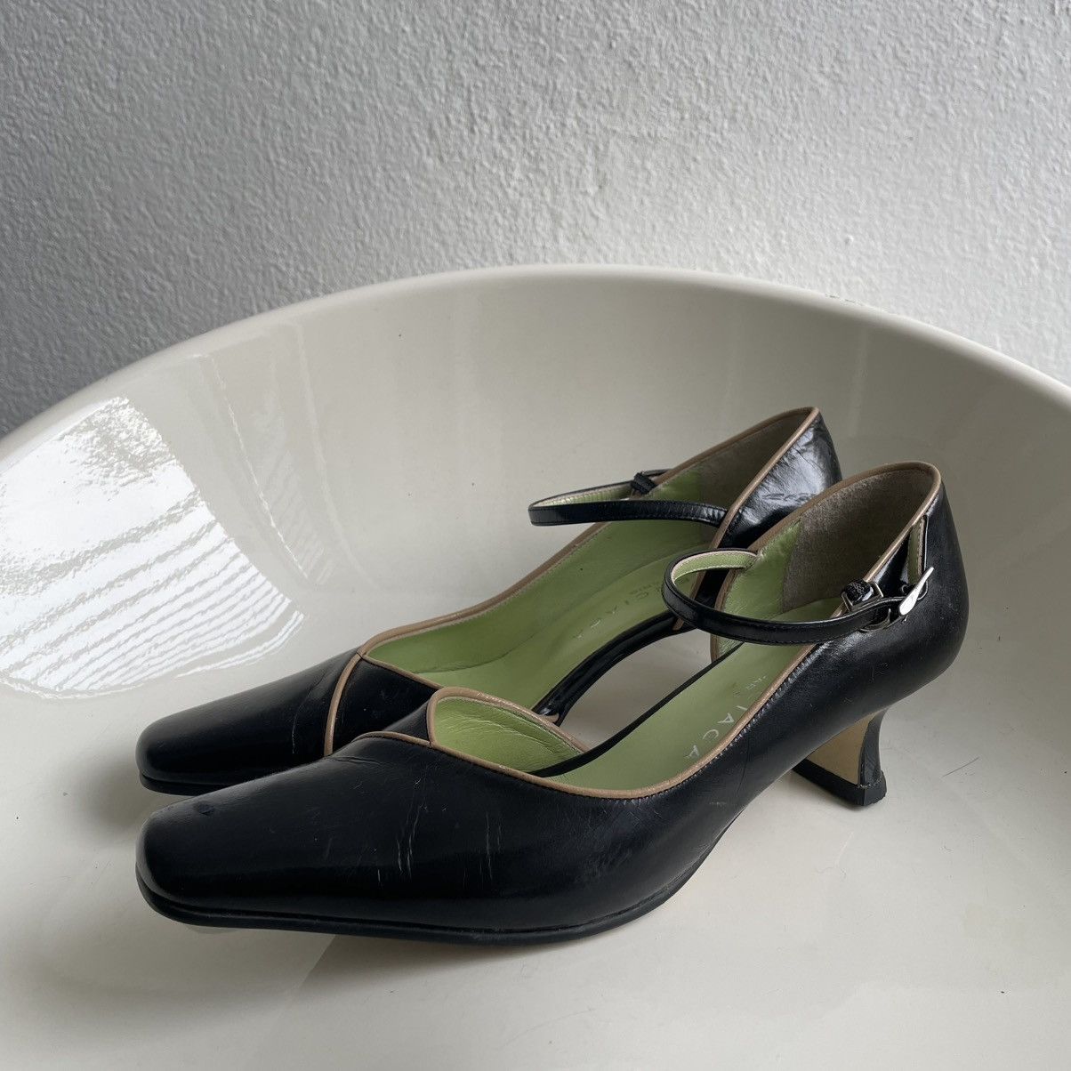 Balenciaga Vintage Balenciaga Paris Black Pumps Size US 6 / IT 36 - 7 Thumbnail