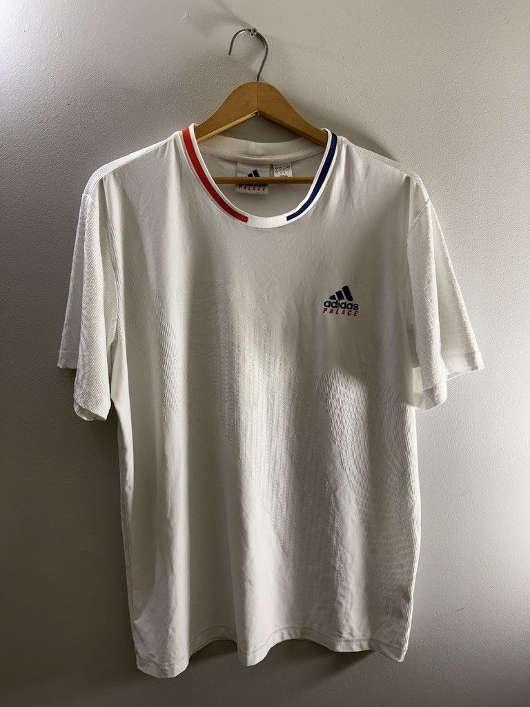 Palace adidas On Court Jacquard Tee (Size Large)