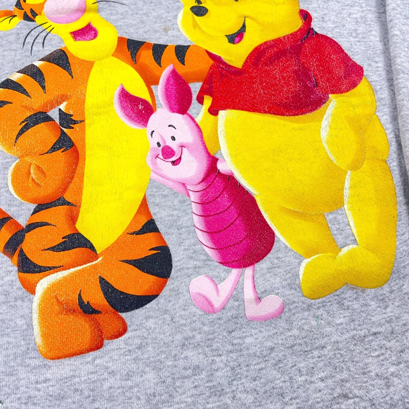 Disney VINTAGE Pooh Sweatshirt Women 2XL Gray Crew Neck Graphic Print Embroidered Poly Cotton Blend Disney Winnie The Pooh Sweatshirt Girls Ladies Womens Size XXL / US 16-18 / IT 52-54 - 4 Thumbnail