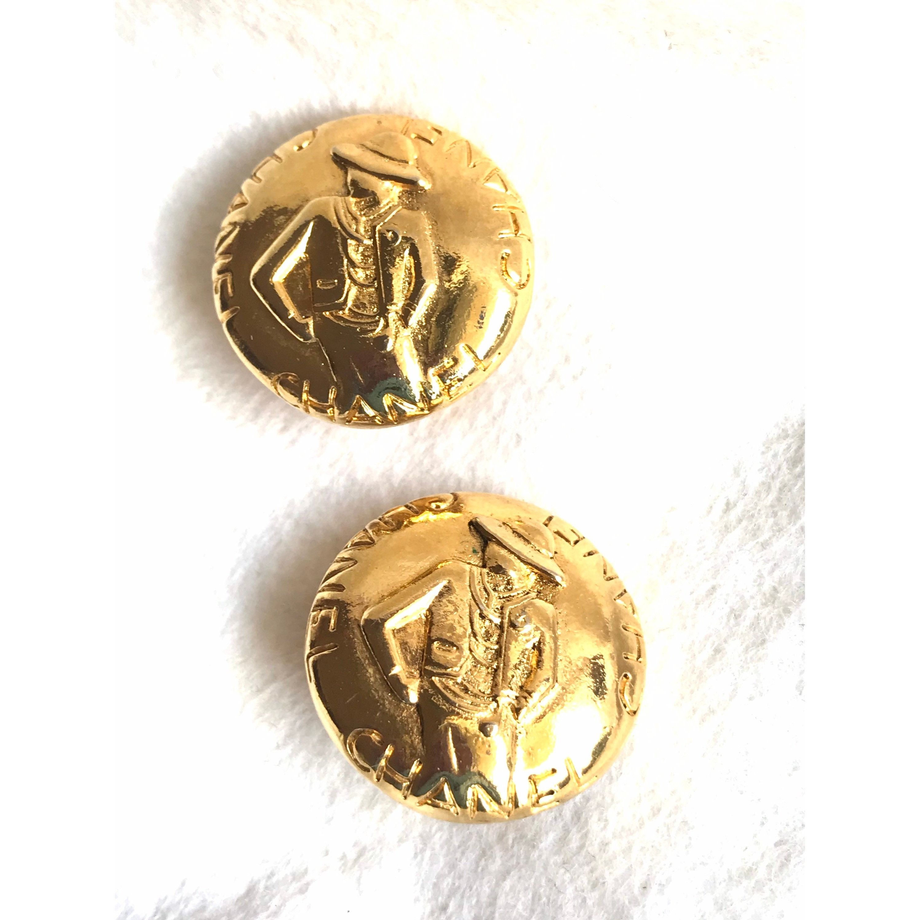 Chanel Vintage CHANEL gold tone round earrings with mademoiselle Size ONE SIZE - 2 Thumbnail