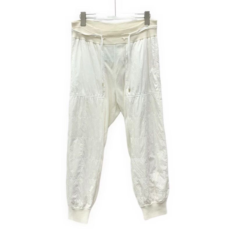 Louis Vuitton Louis Vuitton size xs White logo presbyopic printed sheep w Size US 28 / EU 44 - 1 Thumbnail