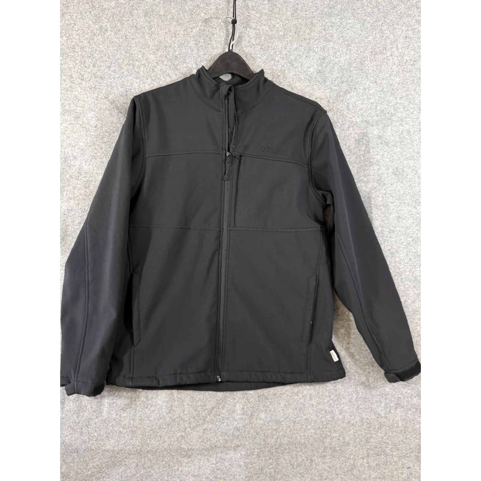 Vintage Magellan Softshell Jacket Mens M Black Fleece Lined Classic Fit Full Zip Stretch Outdoor Utility Shirt Size US M / EU 48-50 / 2 - 3 Thumbnail
