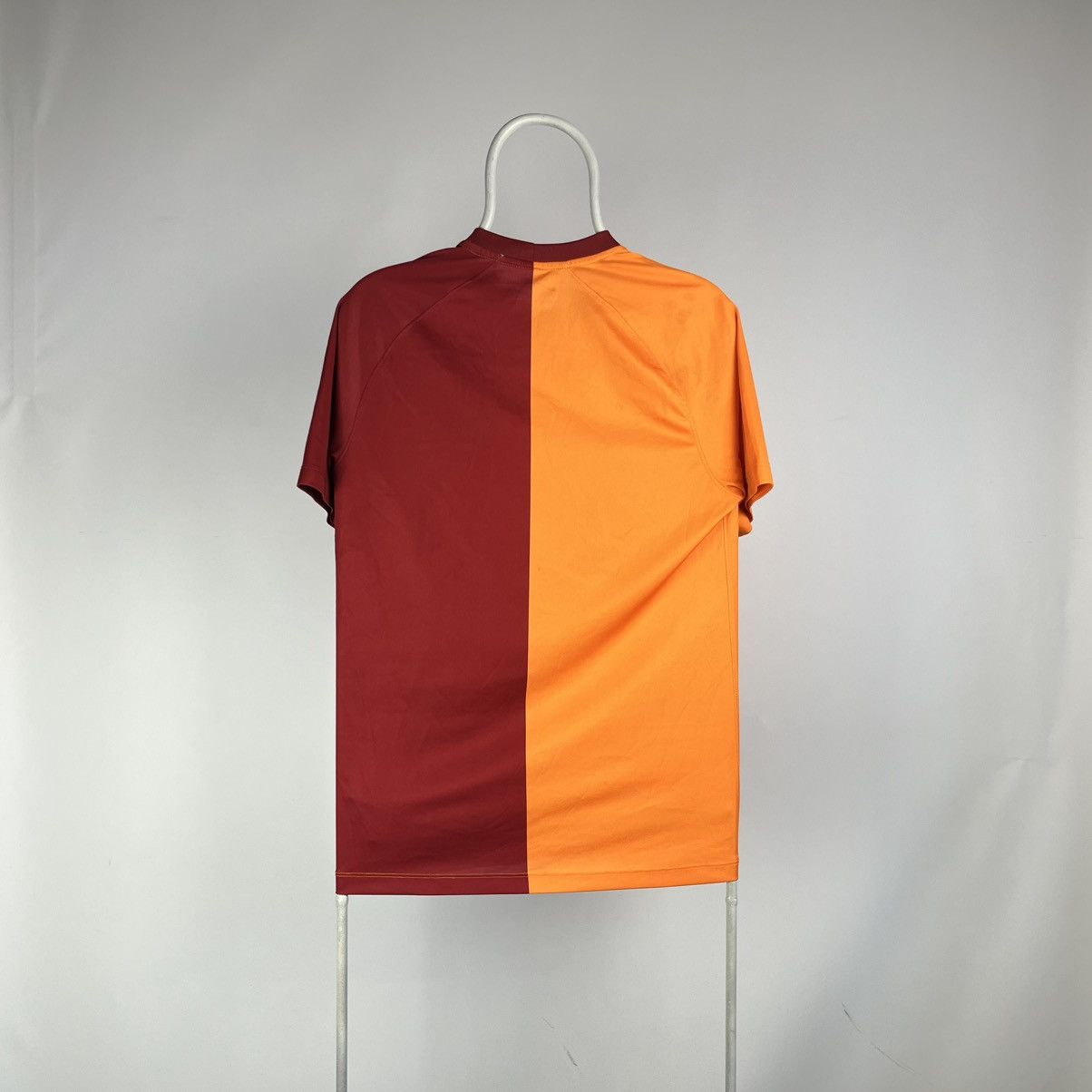 Nike GALATASARAY 2018 2019 HOME SHIRT FOOTBALL SOCCER JERSEY NIKE Size US M / EU 48-50 / 2 - 2 Thumbnail