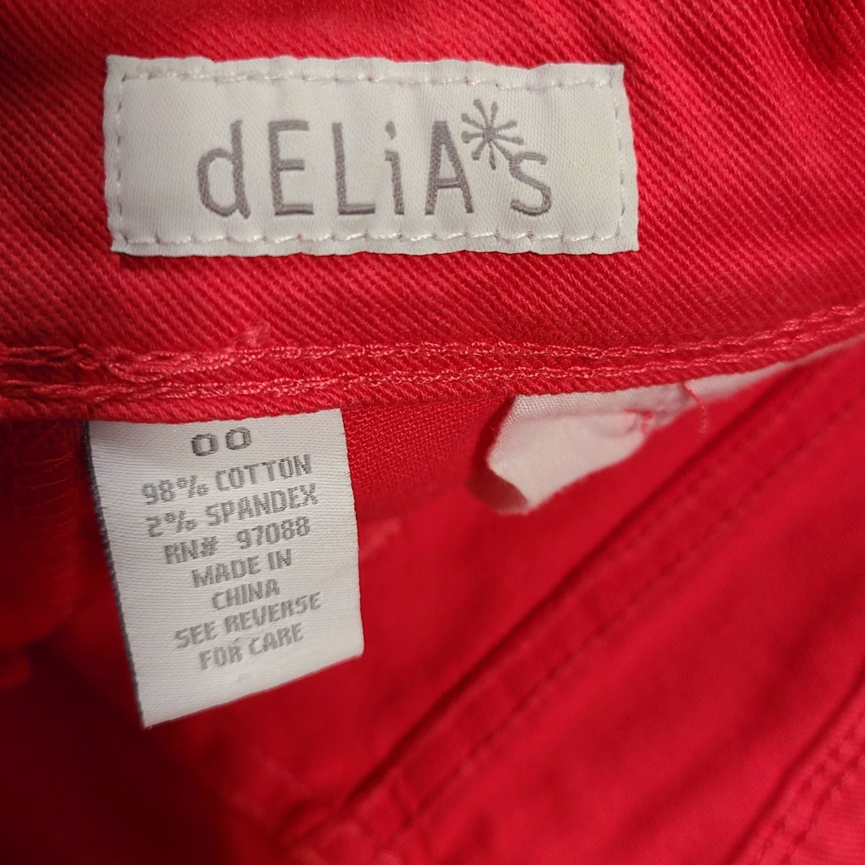 Denime dELiA*s Shorts Womens 00 Red Bailey Boyfriend Low Rise Cuffed Medium Wash Denim Size 24" / US 00 / IT 34 - 3 Thumbnail