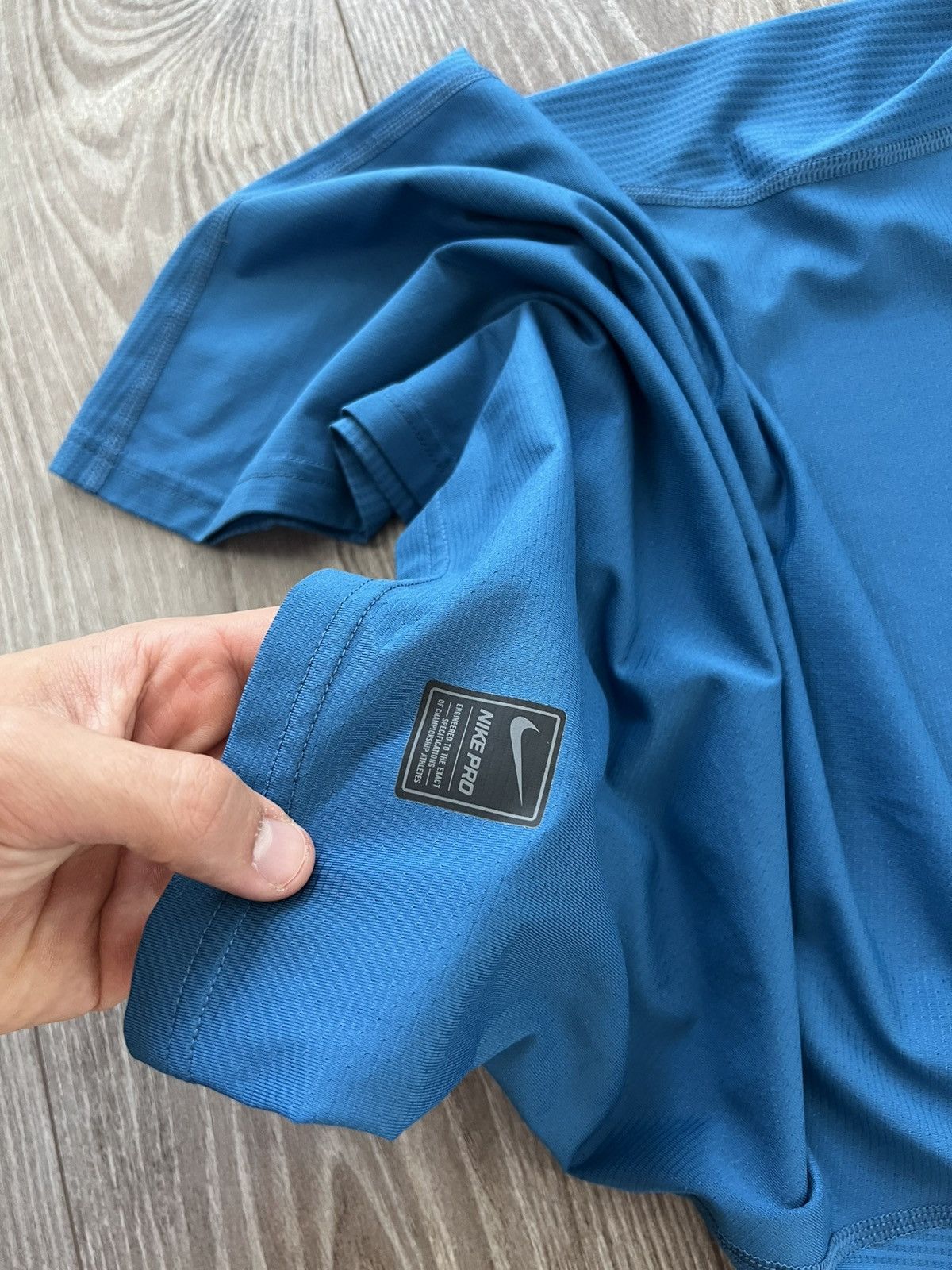 Nike ‼️Nike Pro Combat Hypercool Pitted Onyx Tyle Gym T-Shirt‼️ Size US S / EU 44-46 / 1 - 21 Thumbnail