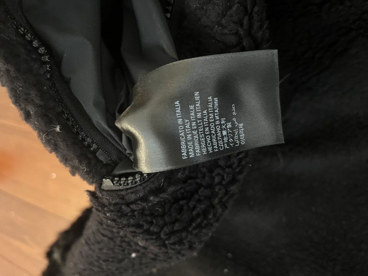 Balenciaga Balenciaga ski fur poncho blanket Size US XXL / EU 58 / 5 - 5 Thumbnail
