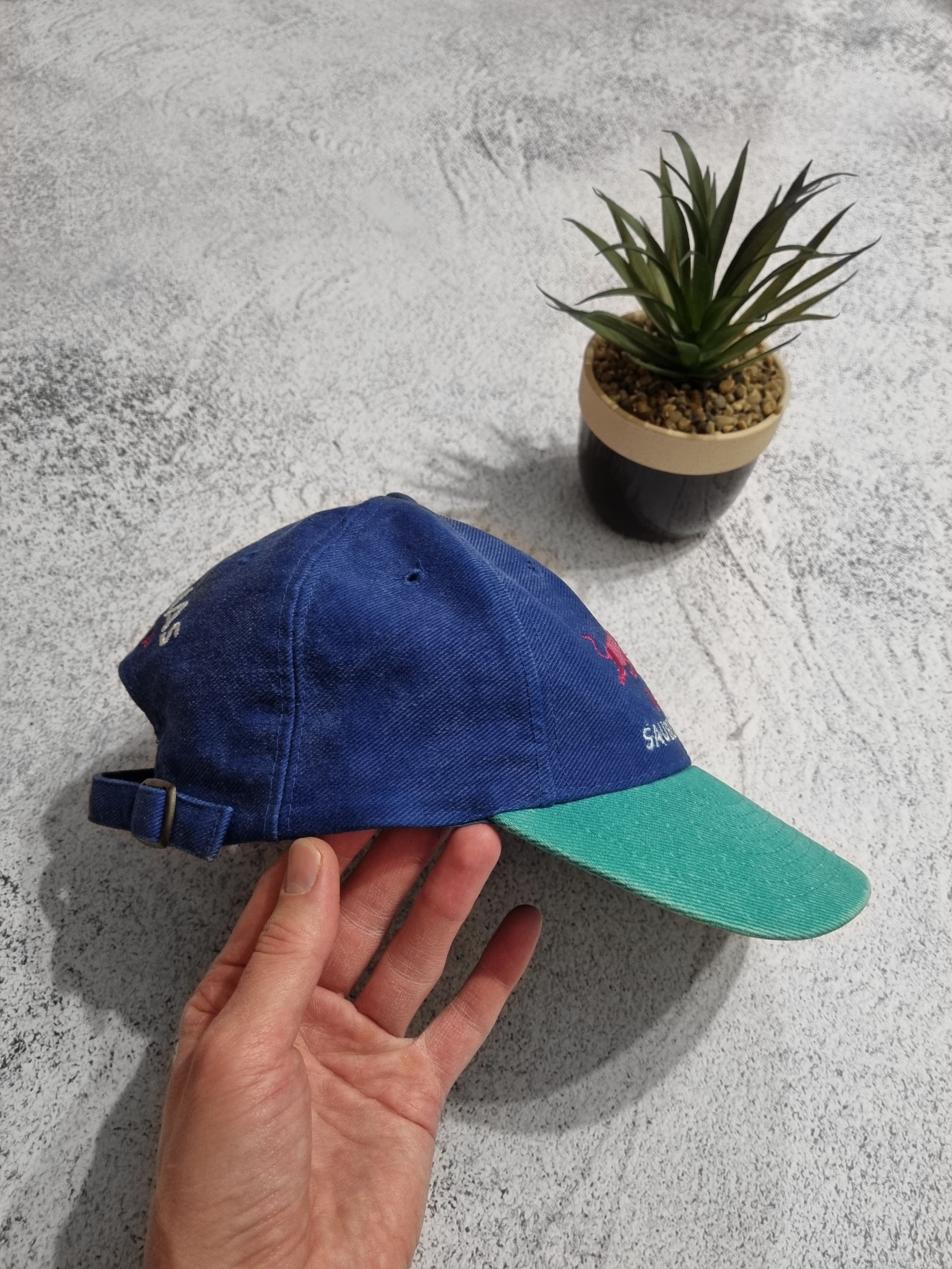 Red Bull × Vintage Vintage Red Bull 90’s Sauber Petronas Racing Cap Hat Size ONE SIZE - 5 Thumbnail