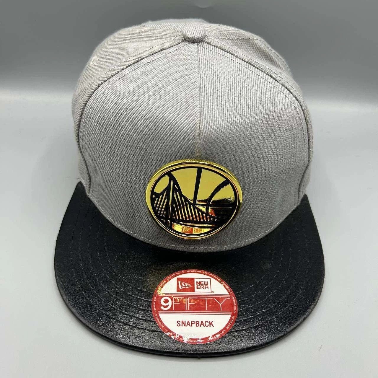 New Era Golden State Warriors Hat Men Metal Logo NBA Snap Back Wool Size ONE SIZE - 1 Thumbnail