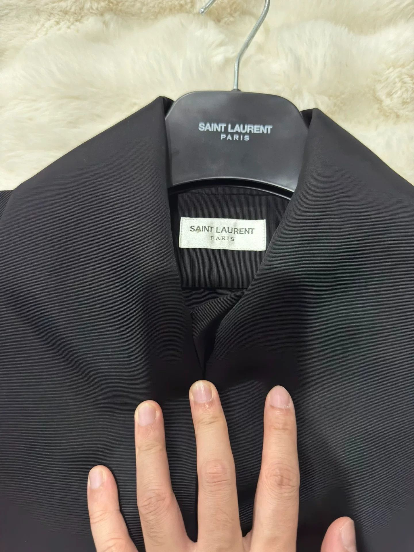 Saint Laurent Paris Saint Laurent Runway Lavallière Bow Shirt Size US L / EU 52-54 / 3 - 3 Thumbnail