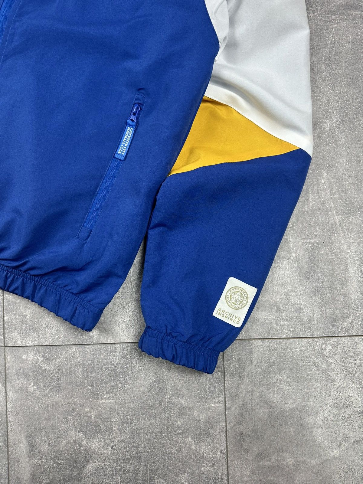 Other New Fox Leicester City Retro Track-Jacket 1992/94 Size US L / EU 52-54 / 3 - 4 Thumbnail