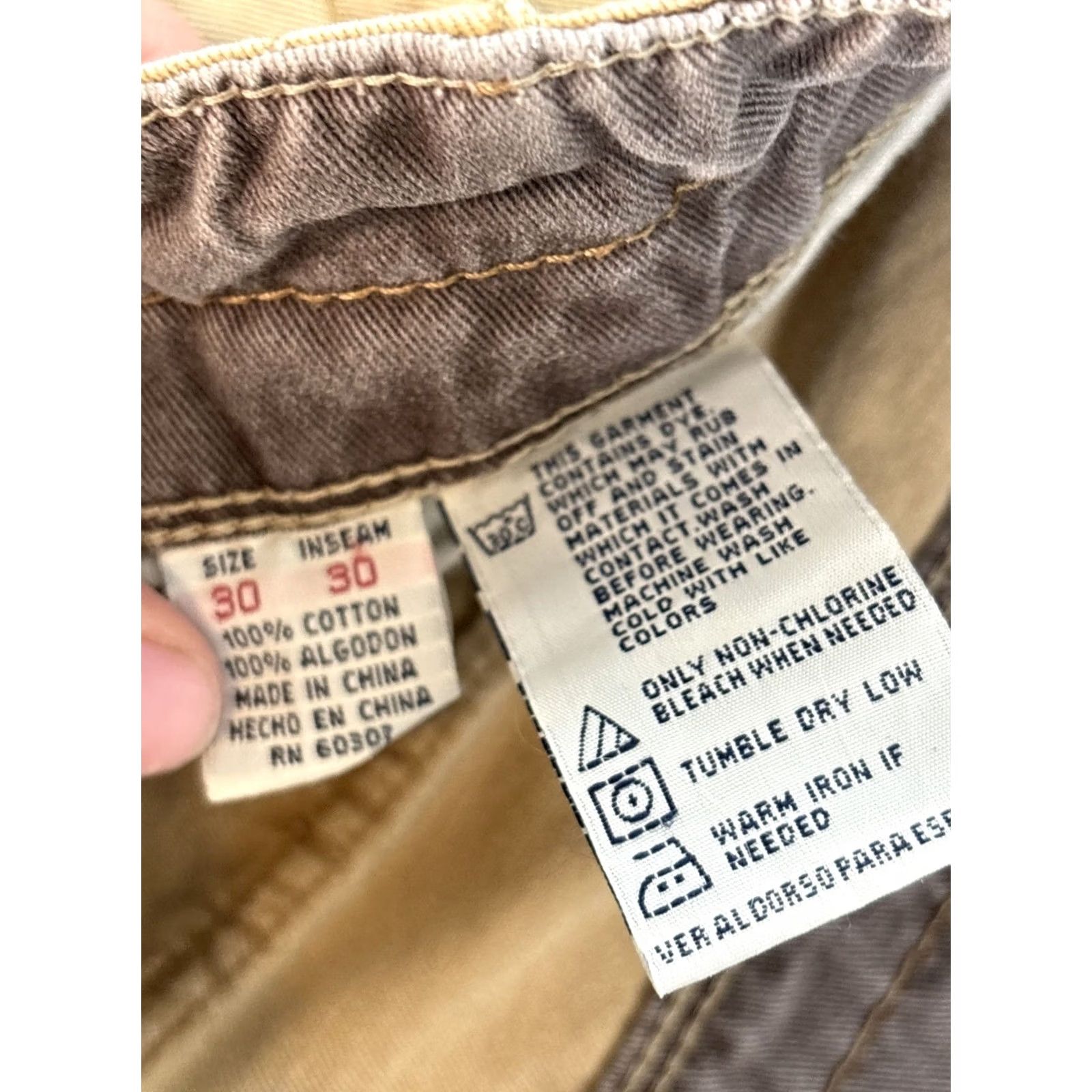 Vintage VINTAGE Union Bay Cargo Pants Men 30x27 Tan Khaki Baggy Fit Straight Leg 5-Pocket Denim Cotton Modern American 90s Size US 30 / EU 46 - 6 Thumbnail