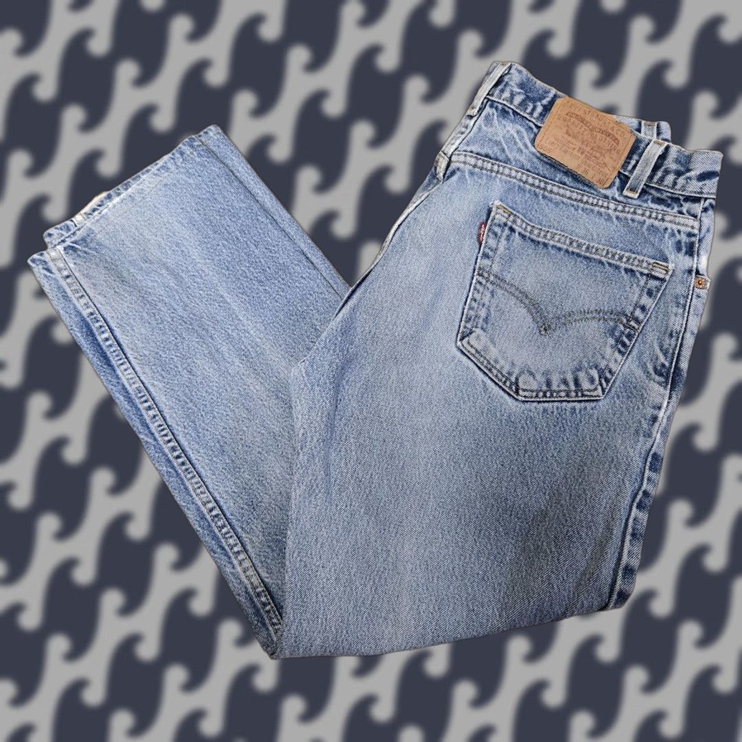 Levi's VINTAGE Levi's 505 Jeans Mens Regular Fit Straight Leg Light Wash 36x30 Made USA Denim Distressed 505-0217 Mens Size US 36 / EU 52 - 1 Thumbnail