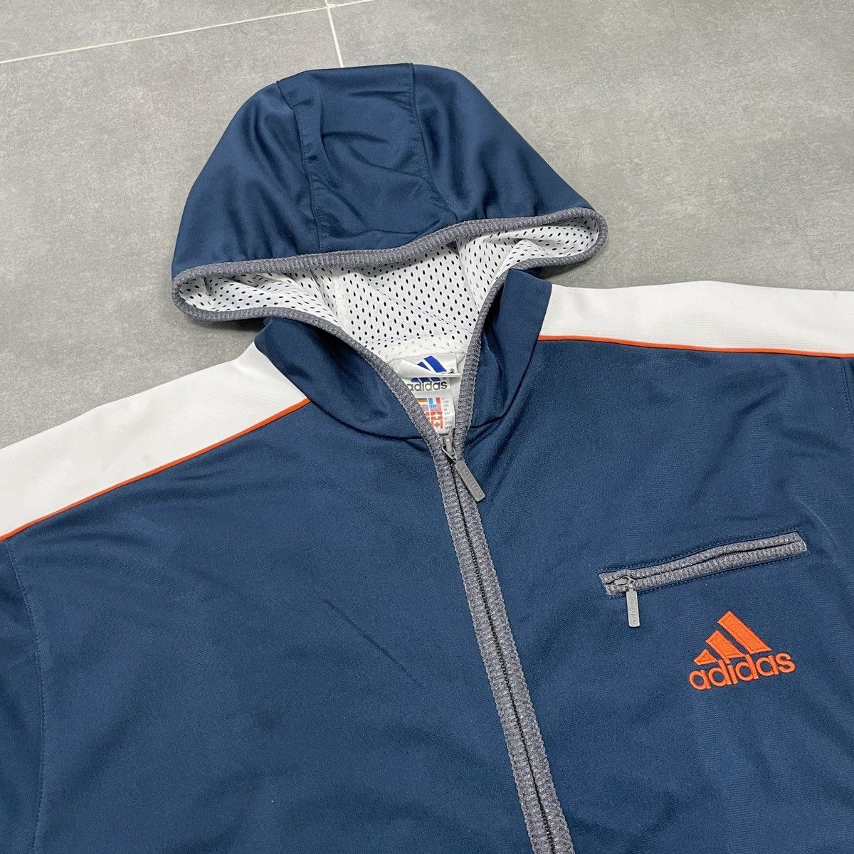 Adidas × Vintage Vintage Adidas Jacket Size M Size US M / EU 48-50 / 2 - 15 Thumbnail