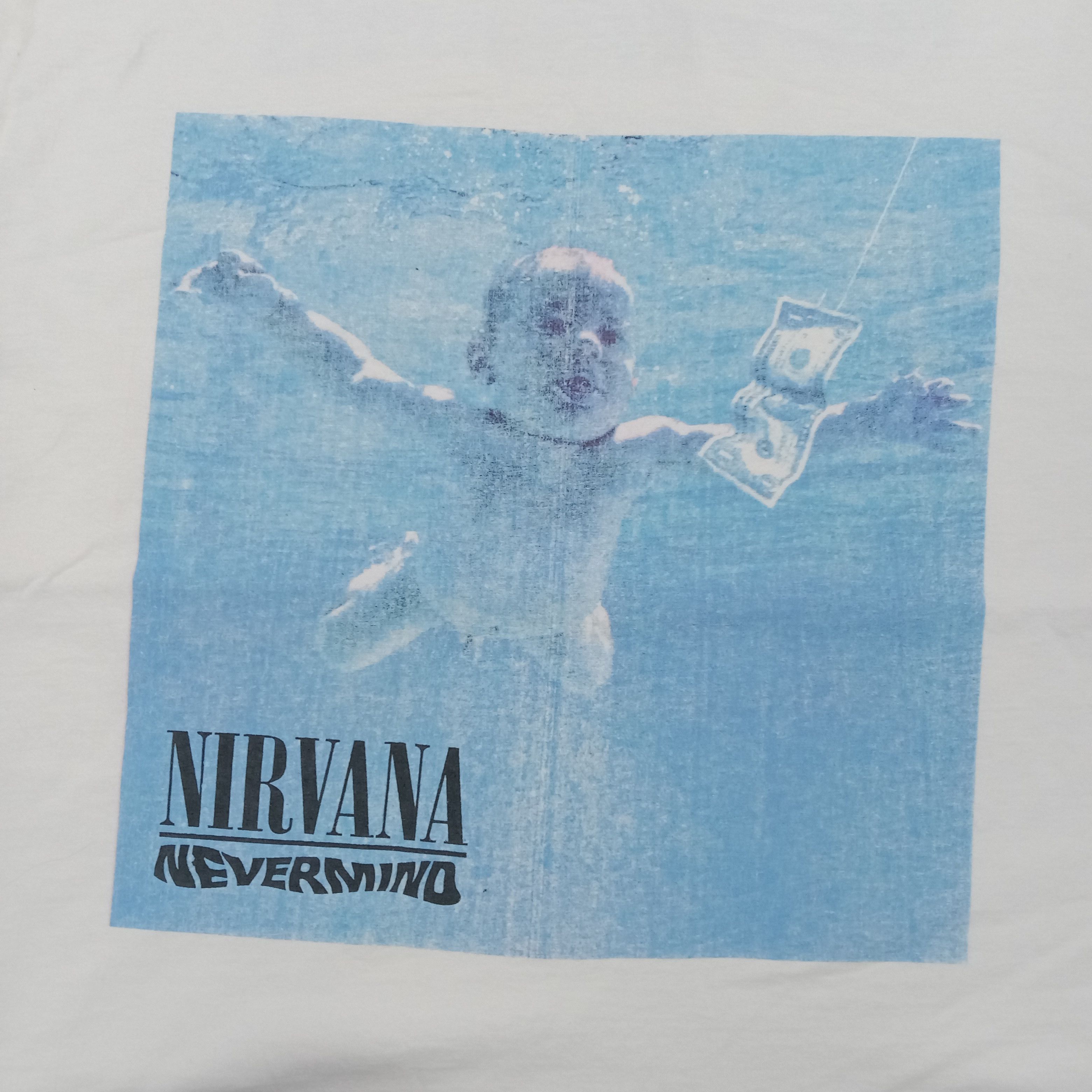 Nirvana Nirvana Nevermind 2000 Grunge Band Tshirt C276N32 Size US M / EU 48-50 / 2 - 2 Thumbnail