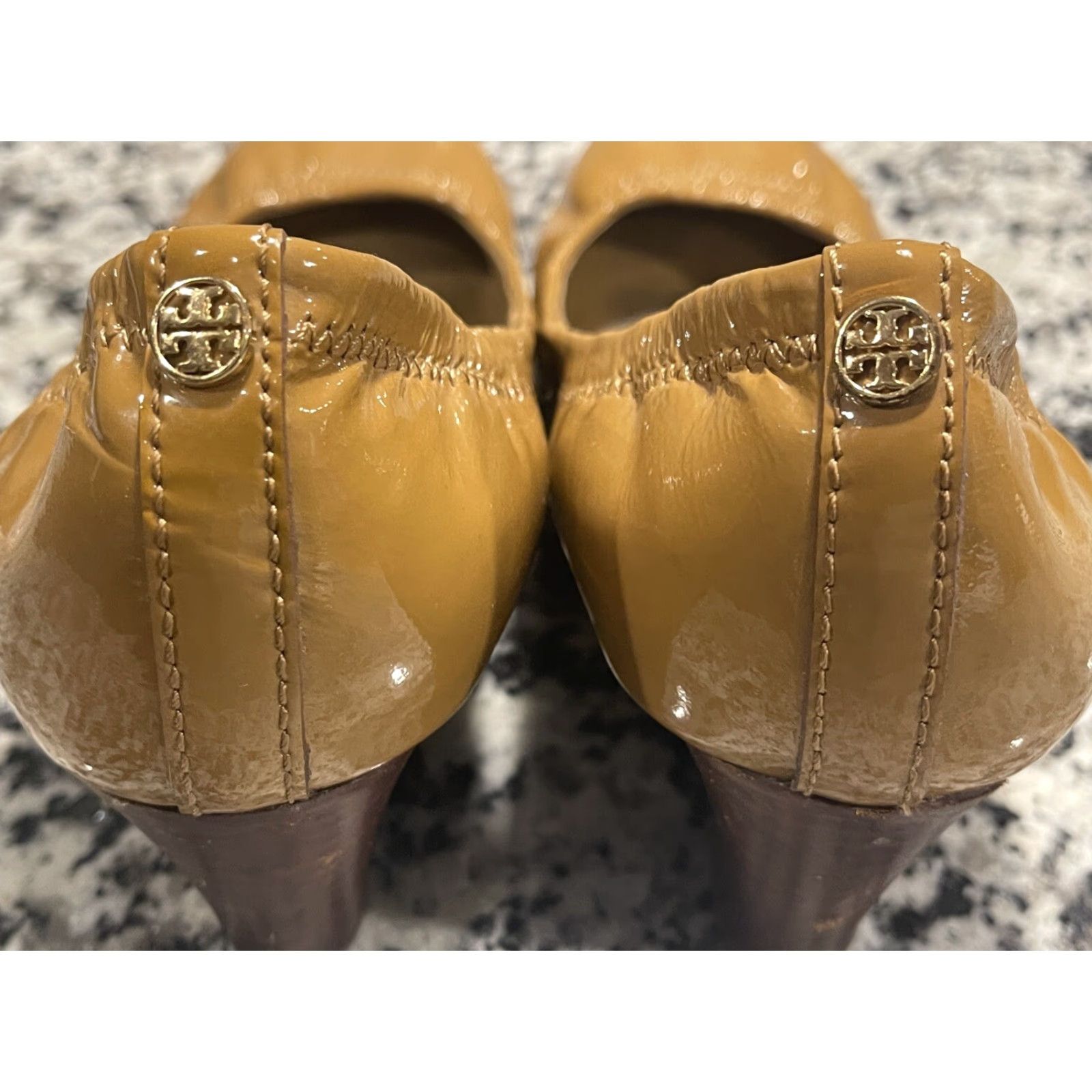 Tory Burch VINTAGE Tory Burch Eddie Ballet Wedges Leather Brown Sz 6M Womens Shoes 90s Style Gold Medallion Size US 6 / IT 36 - 5 Thumbnail